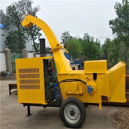 Drvačica za usitnjavanje grana drveta