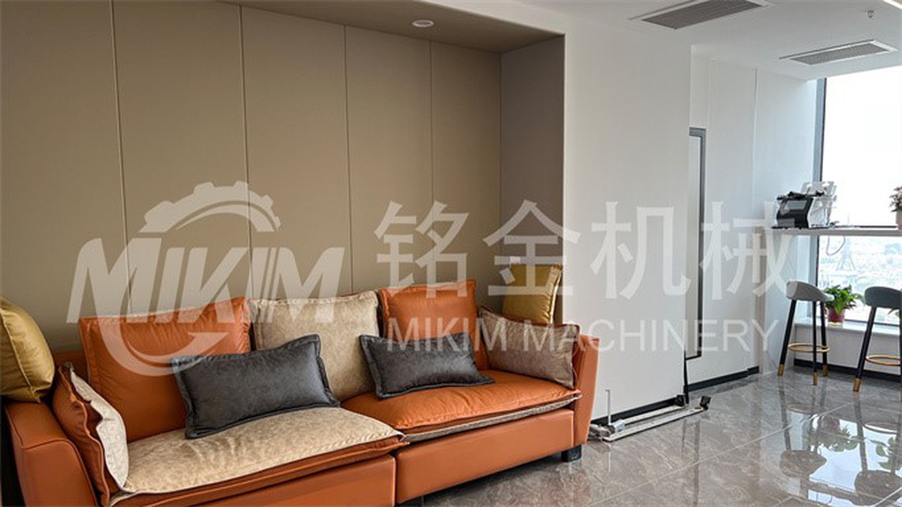 Automatic silage baling equipment Automatic silage baling equipment